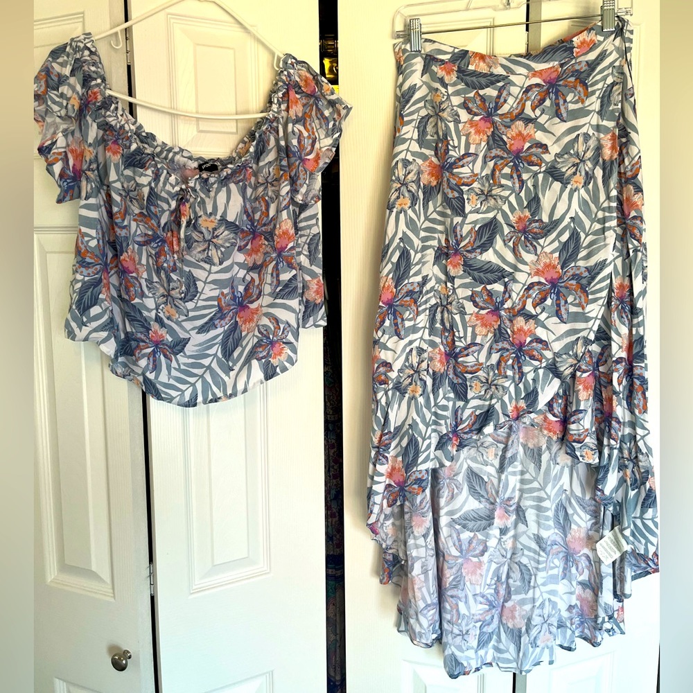 Rip curl SET tropic tribe matching skirt and top NWT